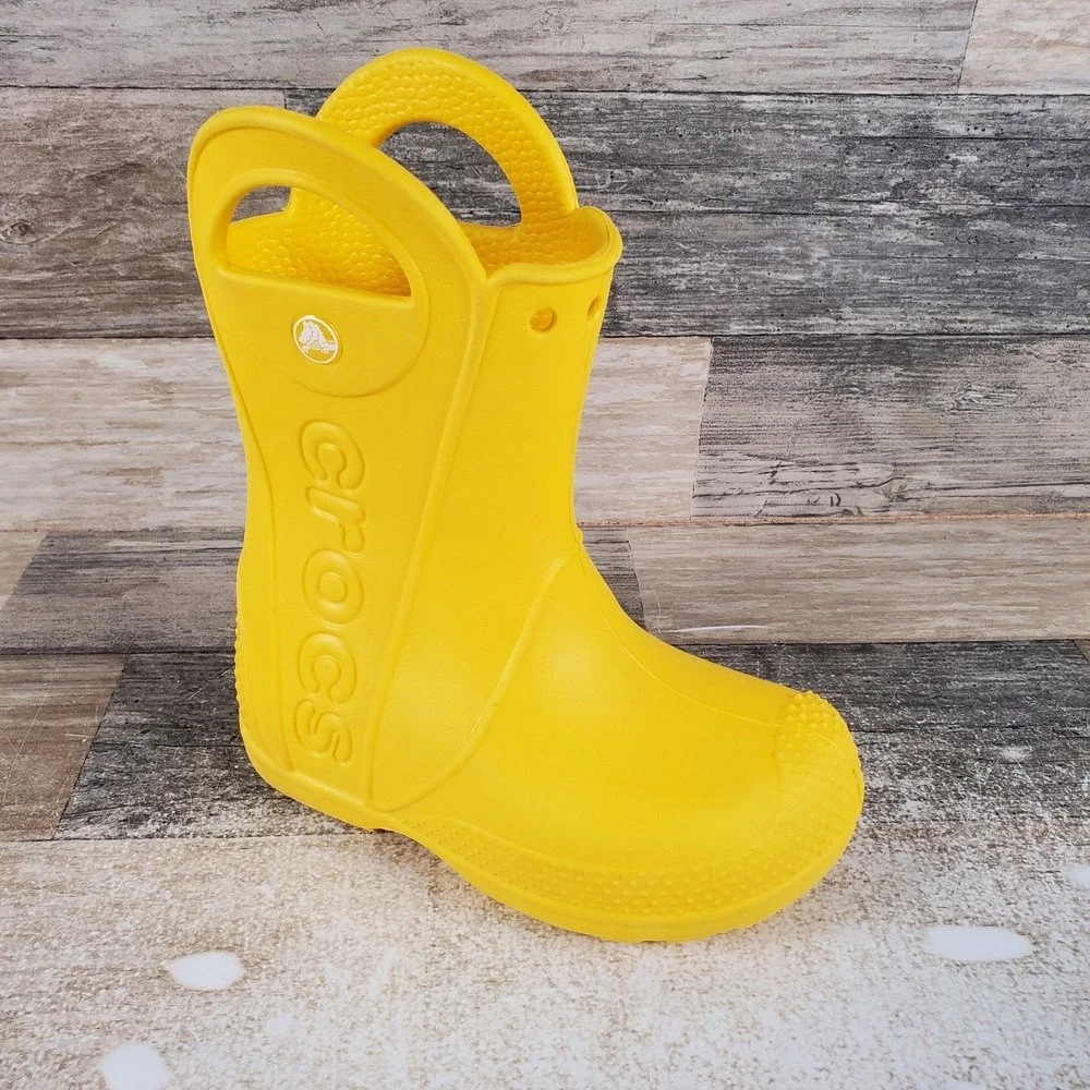 Crocs Handle It Kids Rain Boots Sz 9 C9 Yellow Rubber Slip On Round Toe Ankle